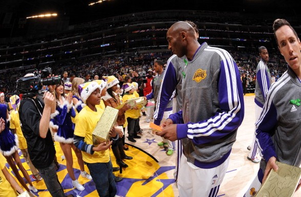 东的形象不 东的形象不