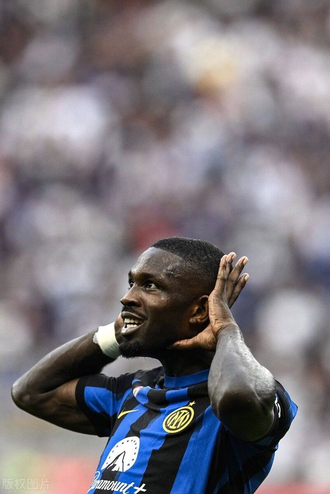 年轻球员成 年轻球员成