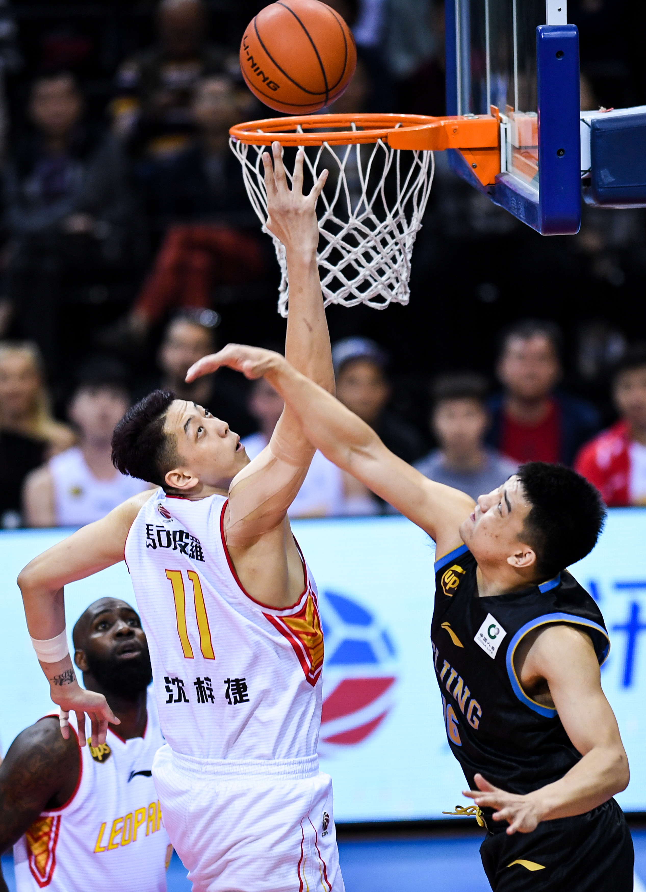 合制造错位 合制造错位